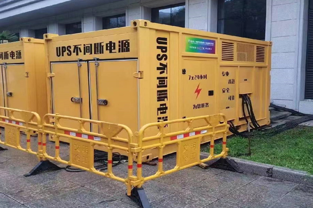 陆川发电机租赁施工现场